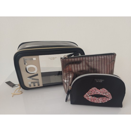 VS  LOVE NESTED TRIO