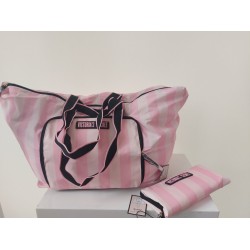 VS ICONIC STRIPE PACKABLE WEEKENDER